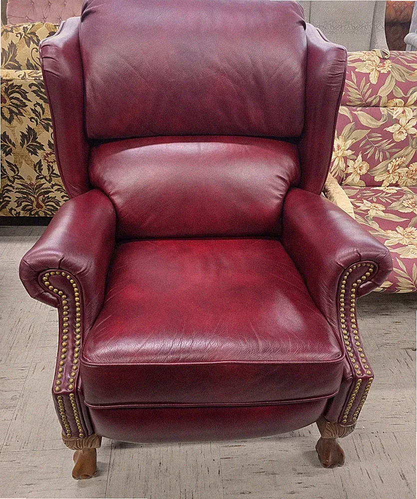 LA-Z-Boy 100% Leather Recliner Burgundy Wingback Designer's Choice Collection